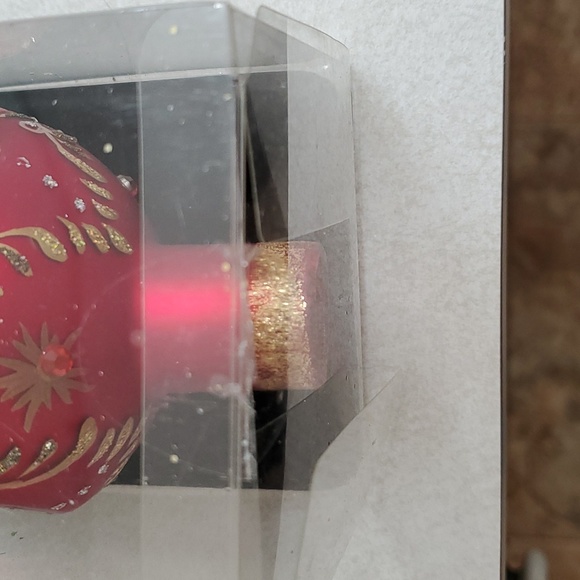 Red Christmas tree topper - Picture 5 of 6